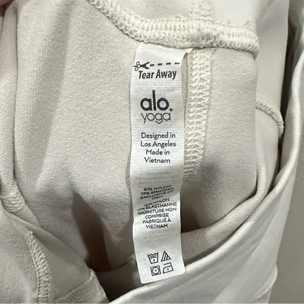 ALO Yoga Cream Avenue high waist Leggings in Bone size small GUC
